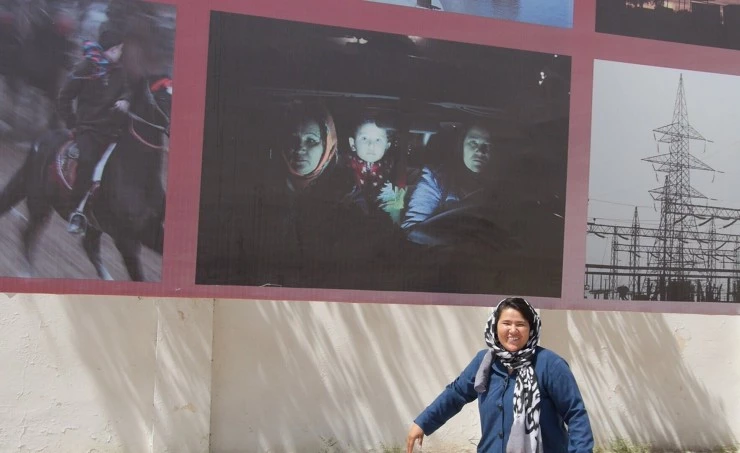 Афганская таксистка 2015 скачать торрентом Афганская таксистка 2015 скачать торрентом