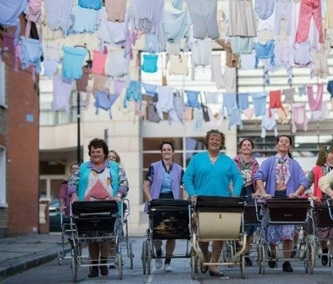 Мальчики миссис Браун 2014 скачать торрентом Мальчики миссис Браун 2014 скачать торрентом