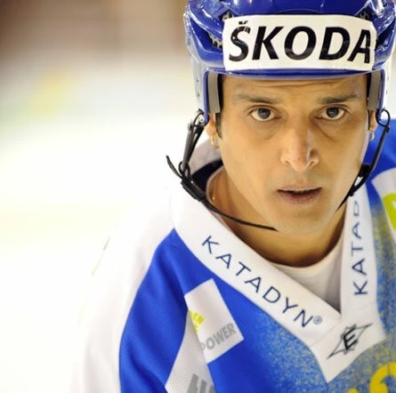 То, что связывает нас 2009 скачать с торрента То, что связывает нас 2009 скачать с торрента