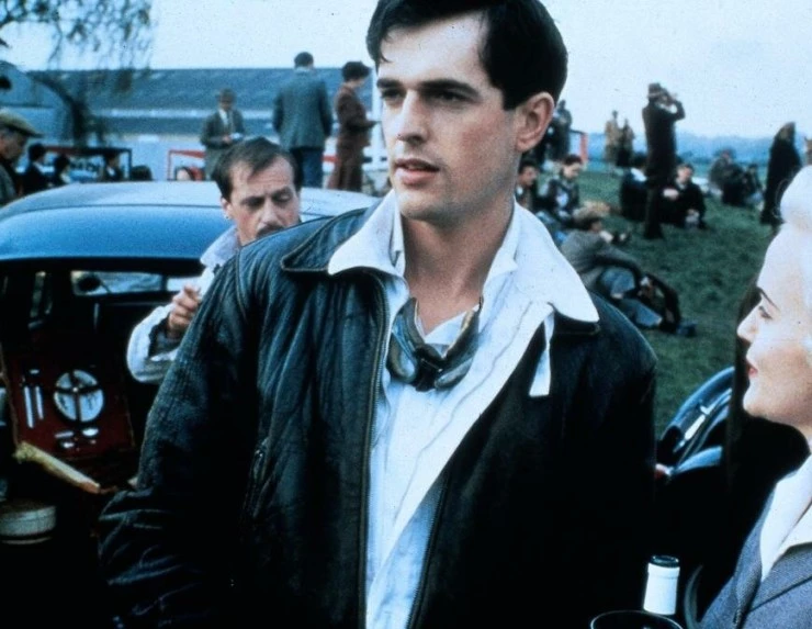 Танец с незнакомцем 1985 скачать торрентом Танец с незнакомцем 1985 скачать торрентом