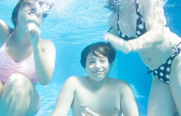 Клуб «Сэндвич» 2013 скачать с торрента Клуб «Сэндвич» 2013 скачать с торрента