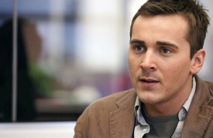 Крайний срок 2012 скачать через торрент бесплатно Крайний срок 2012 скачать через торрент бесплатно