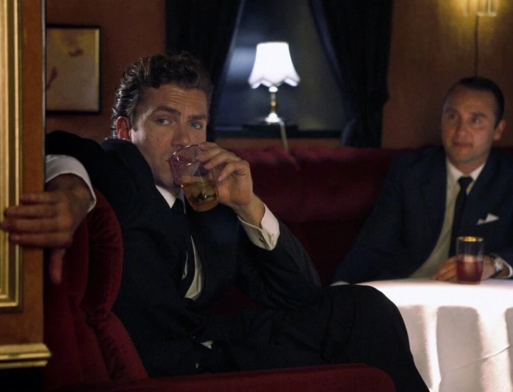 Смешной человек 2011 скачать с торрента Смешной человек 2011 скачать с торрента