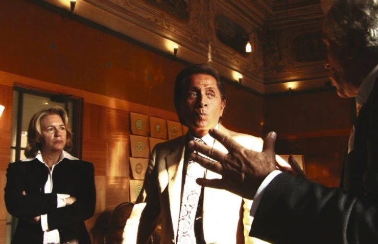 Валентино: Последний император 2008 скачать торрентом Валентино: Последний император 2008 скачать торрентом