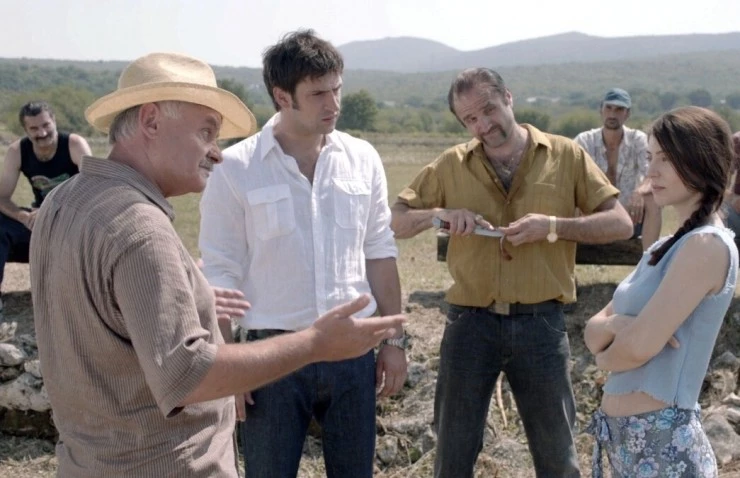 Соня и бык 2012 скачать с торрента Соня и бык 2012 скачать с торрента