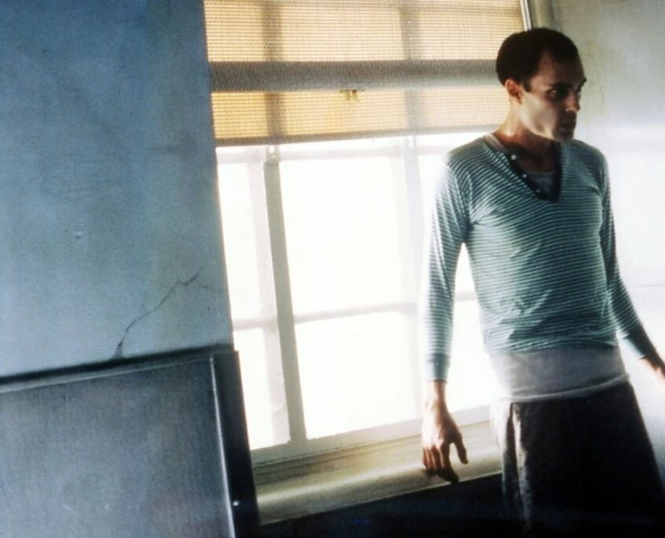 Спастись до рассвета 2004 скачать через торрент бесплатно Спастись до рассвета 2004 скачать через торрент бесплатно