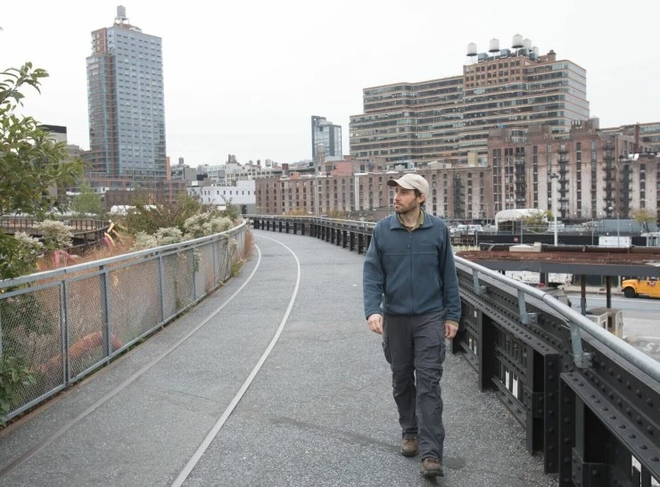 Мир у твоих ног 2018 скачать торрентом Мир у твоих ног 2018 скачать торрентом