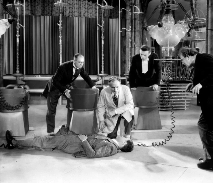 Доктор Икс 1932 скачать с торрента Доктор Икс 1932 скачать с торрента