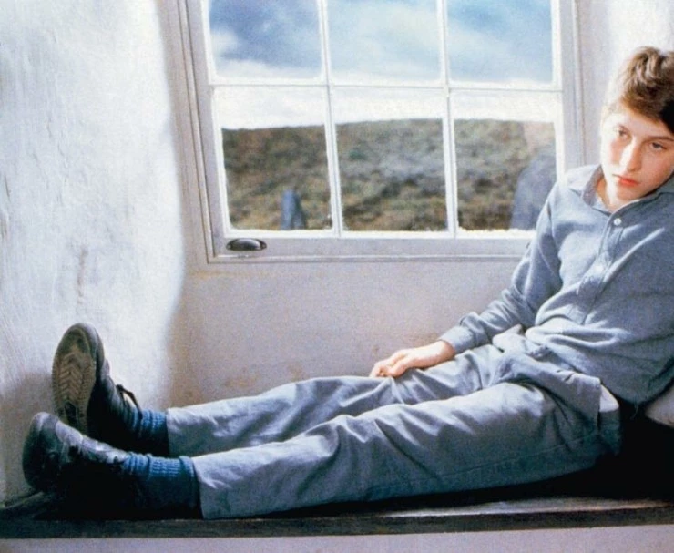 Бумажный дом 1988 скачать через торрент бесплатно Бумажный дом 1988 скачать через торрент бесплатно