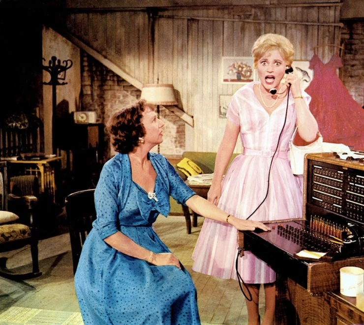 Колокола звонят 1960 скачать торрентом Колокола звонят 1960 скачать торрентом