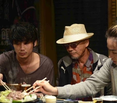 Лишь здесь остался свет 2014 скачать торрентом Лишь здесь остался свет 2014 скачать торрентом