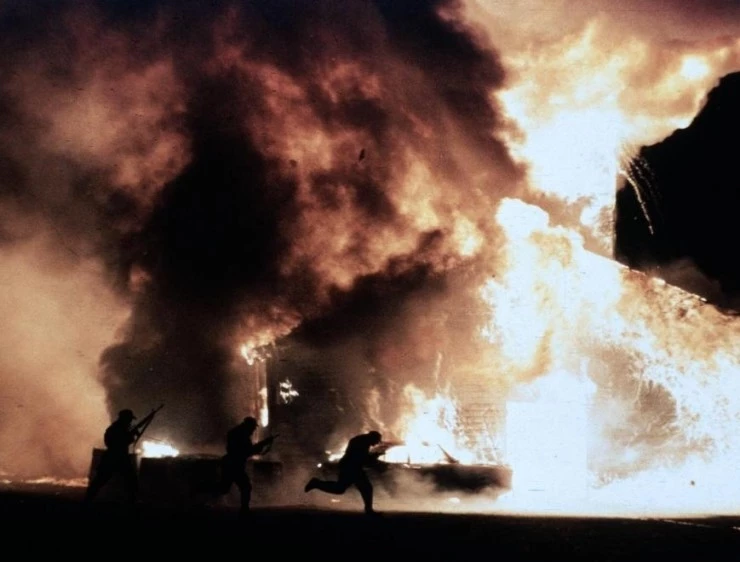 Филадельфийский эксперимент 1984 скачать торрентом Филадельфийский эксперимент 1984 скачать торрентом