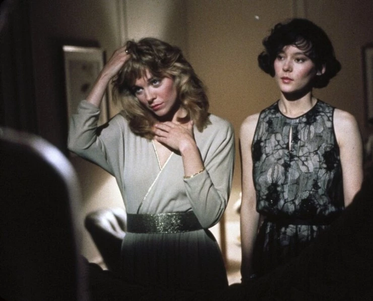 Маскарад 1988 скачать с торрента Маскарад 1988 скачать с торрента