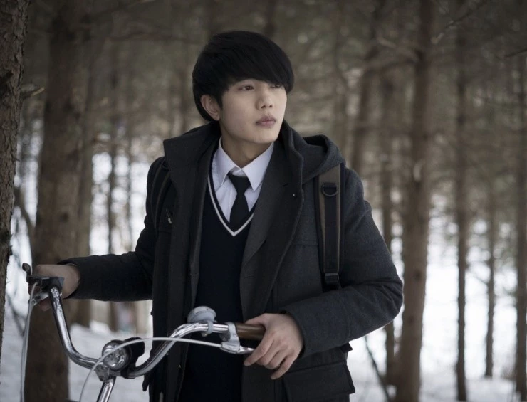 Девушка 2013 скачать с торрента Девушка 2013 скачать с торрента