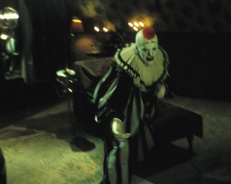 Маска призрака 1998 скачать с торрента Маска призрака 1998 скачать с торрента