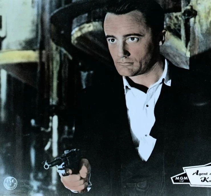 Поймать шпиона 1964 скачать с торрента Поймать шпиона 1964 скачать с торрента