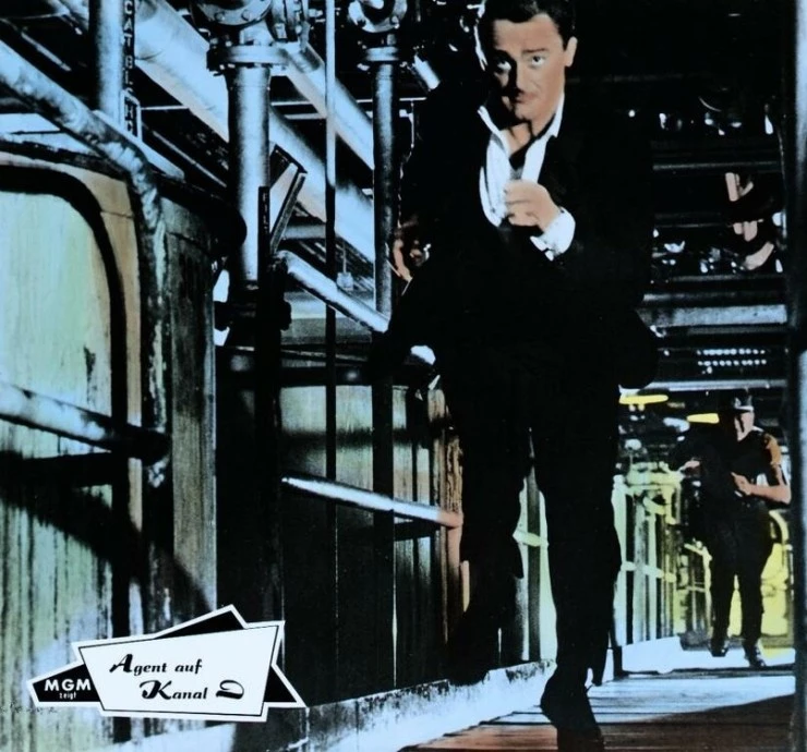 Поймать шпиона 1964 скачать торрентом Поймать шпиона 1964 скачать торрентом