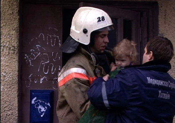 Свой-Чужой 2008 скачать торрентом Свой-Чужой 2008 скачать торрентом