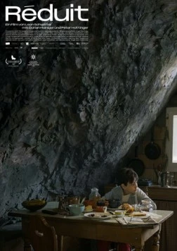 Каникулы / Réduit 2022 скачать через торрент в хорошем качестве