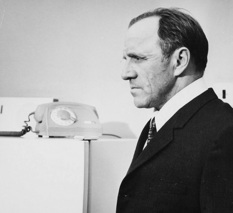 Обратная связь 1977 скачать через торрент бесплатно Обратная связь 1977 скачать через торрент бесплатно