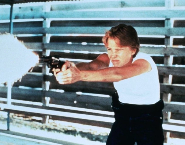 Пистолет 1982 скачать торрентом Пистолет 1982 скачать торрентом