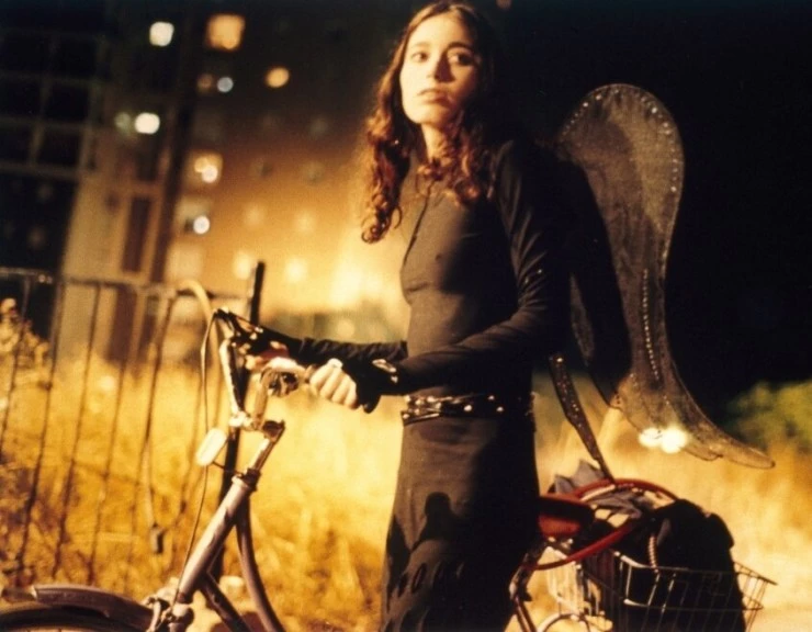 Сломанные крылья 2002 скачать торрентом Сломанные крылья 2002 скачать торрентом