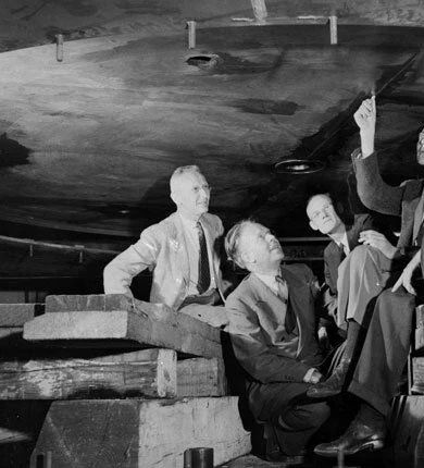 Осуждение Дж. Роберта Оппенгеймера 2008 скачать с торрента Осуждение Дж. Роберта Оппенгеймера 2008 скачать с торрента