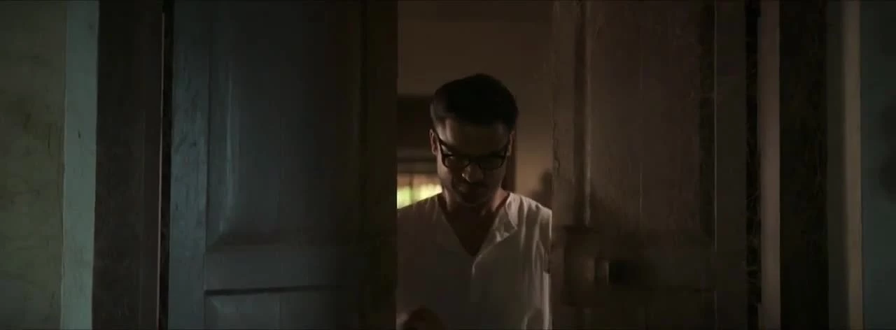 Голубое сияние / Neelavelicham (2023)