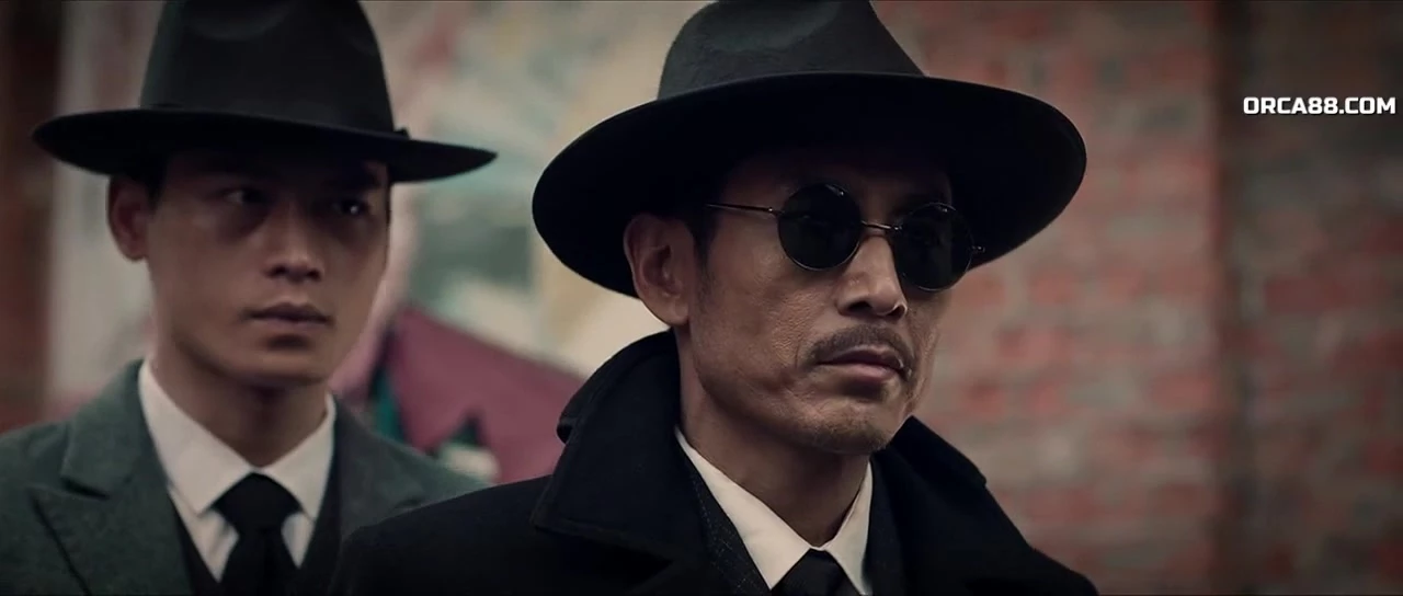 Побег из Гонконга / Xiang gang da ying jiu (2018)